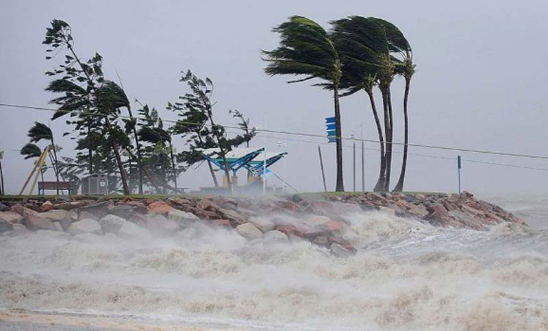 গভীর নিম্নচাপে পরিণত ‘গুলাব’