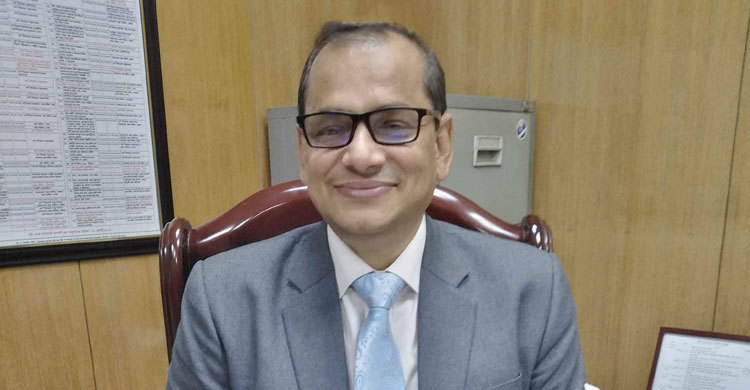 ধর্ম সচিবকে চাকুরি থেকে অবসর প্রদান