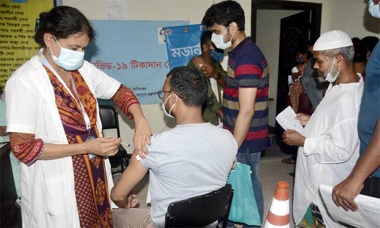 ২৪ ঘণ্টায় মৃত্যু ও শনাক্ত আরও বেড়েছে