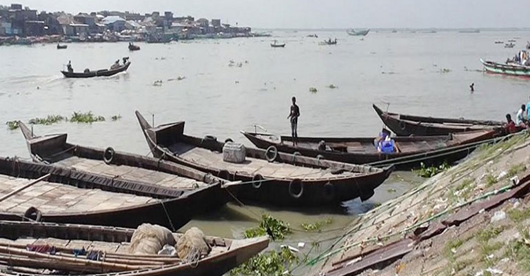 মধ্যরাত থেকে ইলিশ ধরা নিষেধ