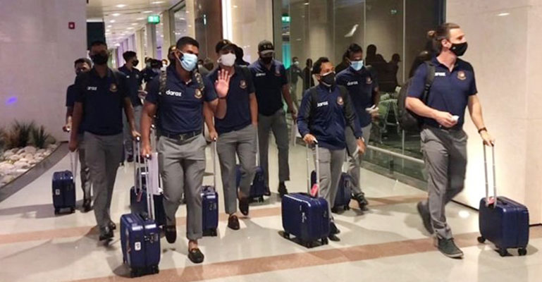 ওমানে পৌঁছেছে বাংলাদেশ দল