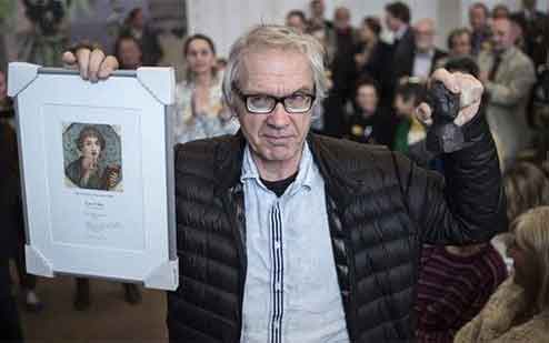 মহানবীর (স.) ব্যাঙ্গচিত্র আঁকা সেই কার্টুনিস্ট সড়ক দুর্ঘটনায় নিহত