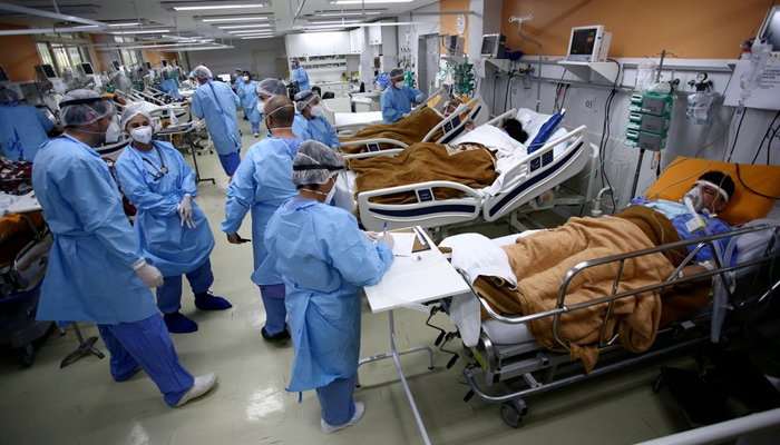 করোনা : বিশ্বে একদিনে আরও ৮ হাজারের বেশি মৃত্যু