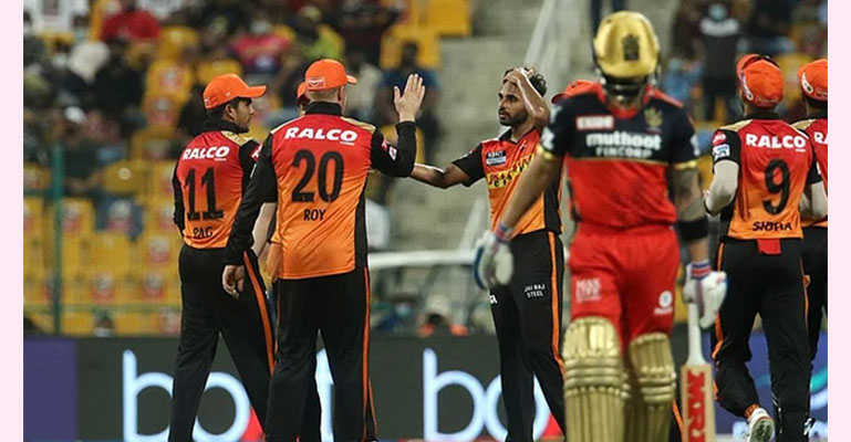 আইপিএল: কোহলিদের হতাশ করলো বিদায়ী দল হায়দরাবাদ