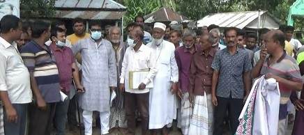 নাটোরের বড়াইগ্রামে আওয়ামীলীগ নেতাকর্মিদের বিক্ষোভ