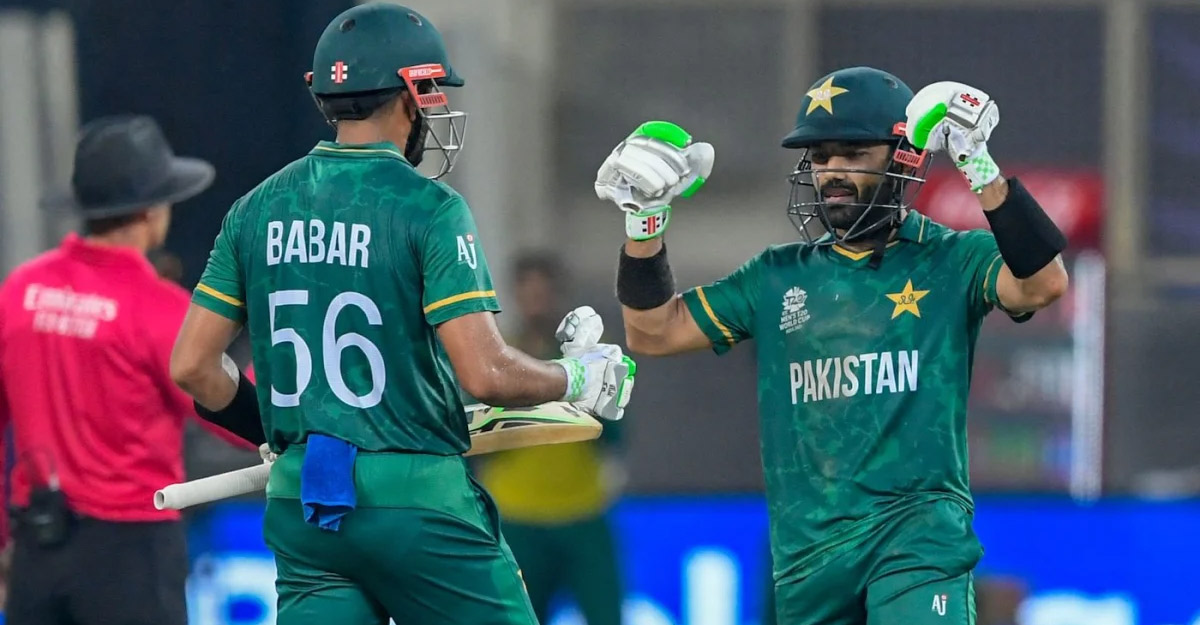 ভারতকে ১০ উইকেটে হারিয়ে পাকিস্তানের প্রথম জয়