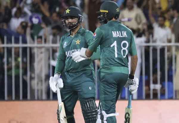 নিউজিল্যান্ডকেও হারালো পাকিস্তান