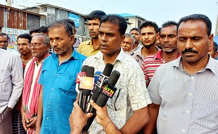 উন্নয়নের প্রতিশ্রুতিতে আবারও ভোট চাচ্ছেন চেয়ারম্যান
