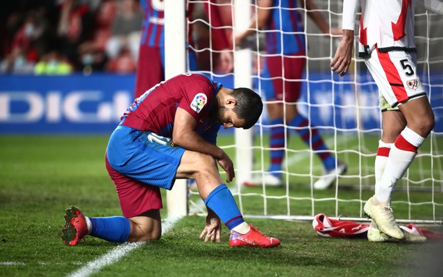 পেনাল্টি মিস, ভাইয়েকানোর মাঠেও হারল বার্সেলোনা