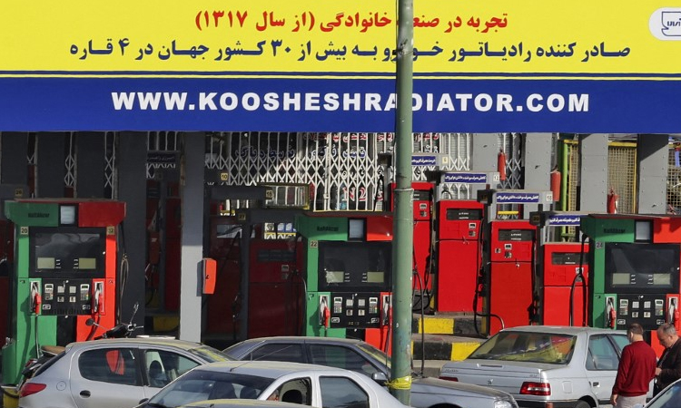 সাইবার হামলা, ইরানের পেট্রল স্টেশন অচল