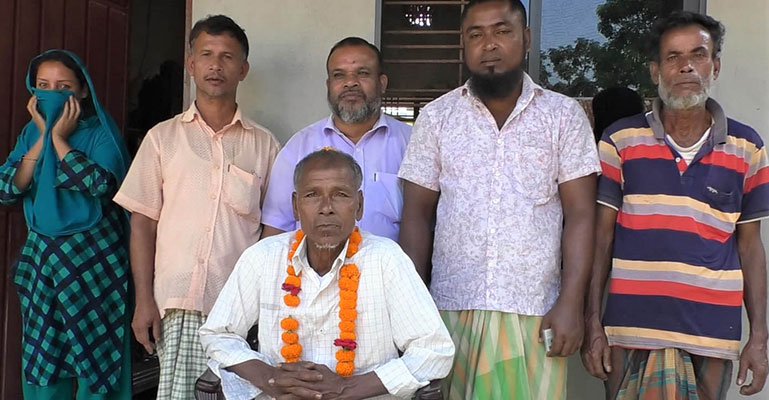 স্ত্রীর সাথে অভিমান, ২৭বছর পর বাড়ি ফিরলেন জহর উদ্দিন