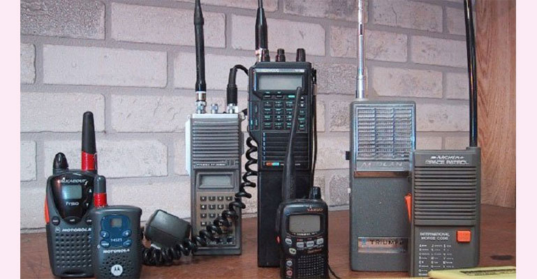 ঢাকায় ওয়াকিটকিসহ আটক ৫