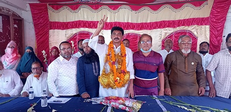 মোড়েলগঞ্জে বহরবুনিয়ায় নবনির্বাচিত চেয়ারম্যানকে গন সংবর্ধণা