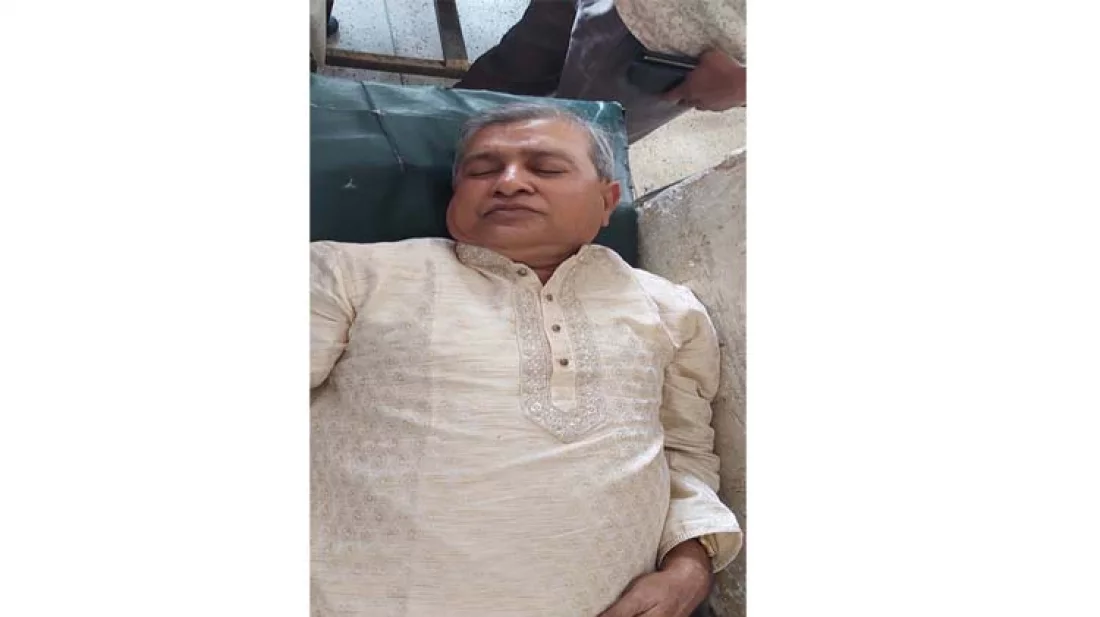 ফরিদপুরে উপজেলা আ'লীগ নেতার দাঁত ভেঙ্গে দিলো ইউপি আ'লীগ নেতা