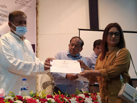 ই-লার্নিং প্লাটফর্ম সাংবাদিকতা প্রশিক্ষণে নতুন মাত্রা : তথ্যমন্ত্রী