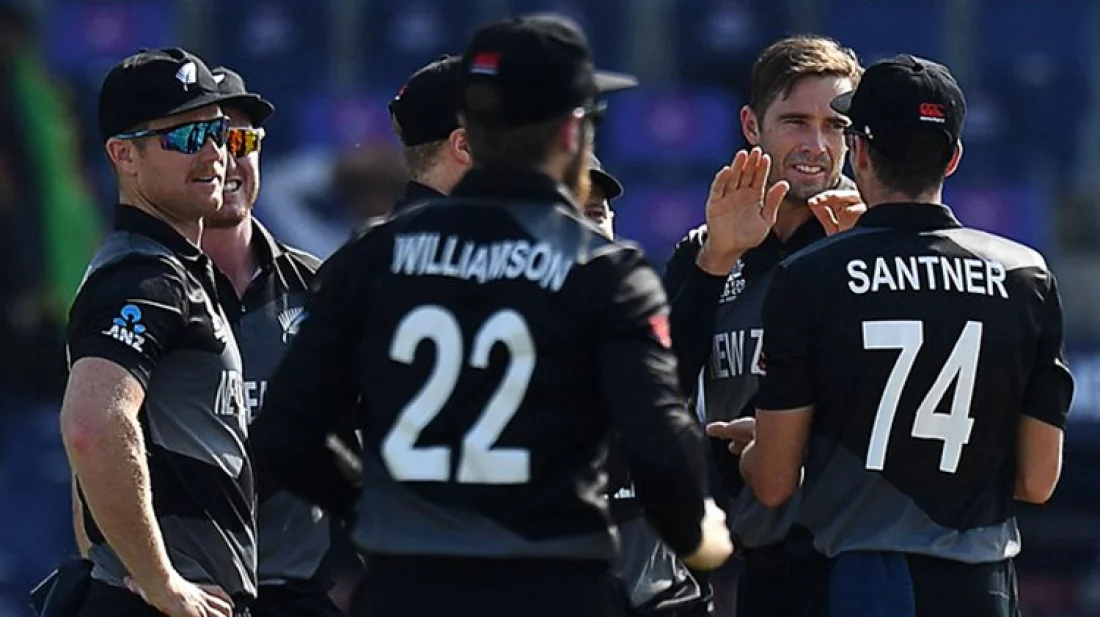 ভারতের বিদায়ঘণ্টা বাজিয়ে সেমিতে নিউজিল্যান্ড