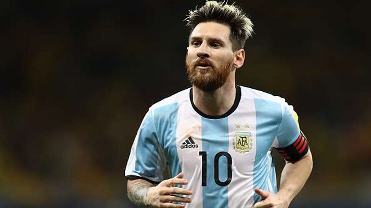 মেসি আর্জেন্টিনায় খেলুক চায় না পিএসজি