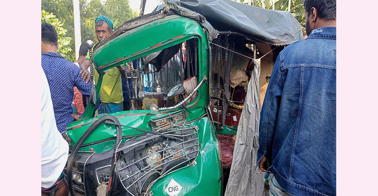 ময়মনসিংহে ট্রাক-অটোরিকশার মুখোমুখি সংঘর্ষ,  নিহত ২