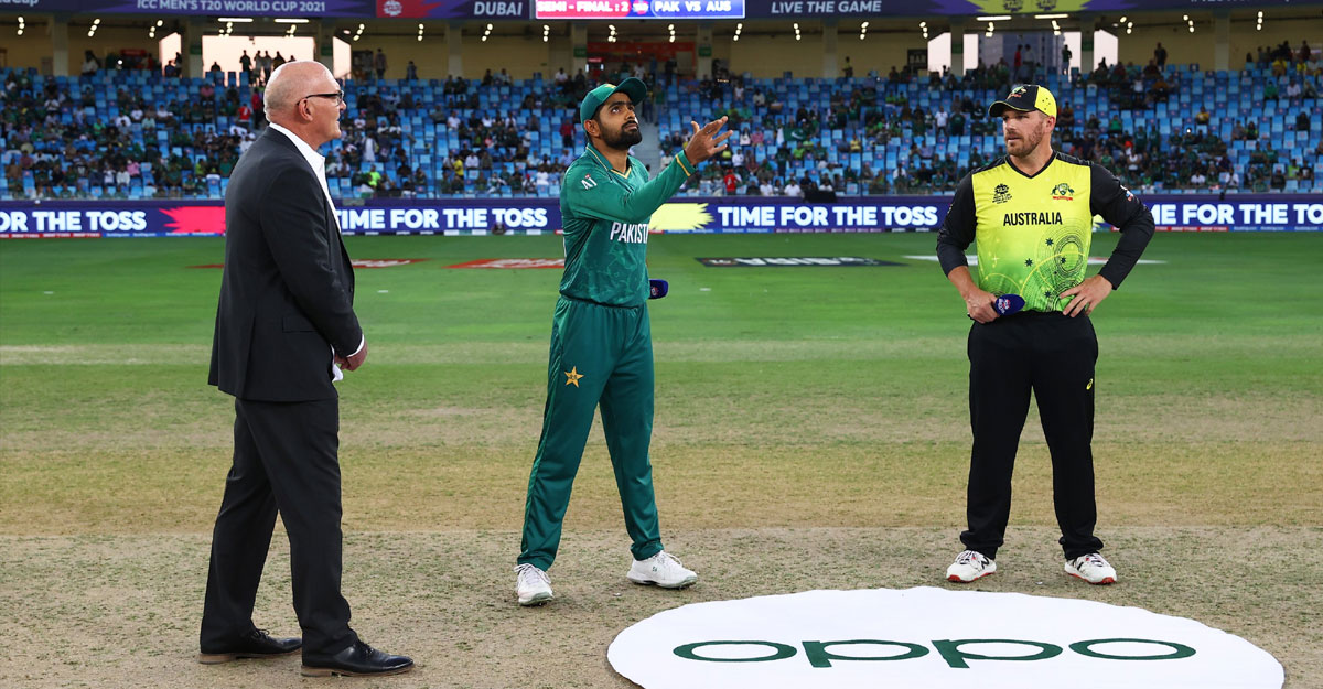 টস জিতে পাকিস্তানকে ব্যাটিংয়ে পাঠালো অস্ট্রেলিয়া