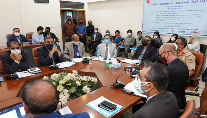 ‘স্কুলে গিয়েই শিক্ষার্থীদের টিকা দেওয়া হবে’