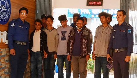 ফরিদপুরে হাসপাতাল থেকে ৮ দালাল আটক