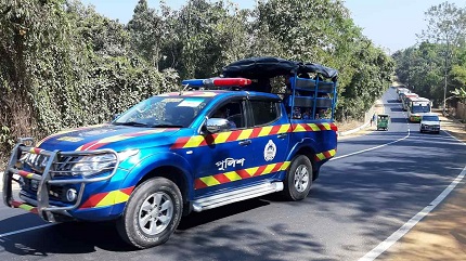 ভাসানচরের পথে রোহিঙ্গাদের গাড়িবহর