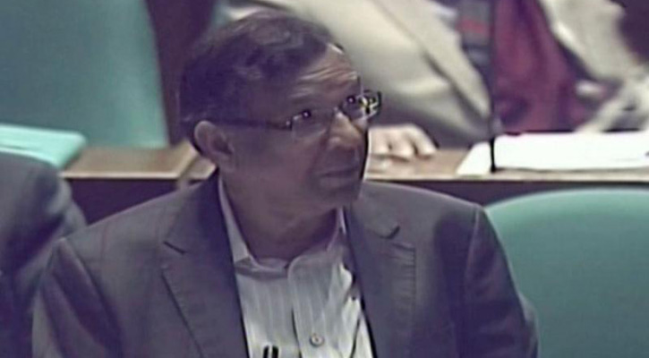 খালেদা জিয়া মুক্ত, সরকারের কাস্টডিতে নেই