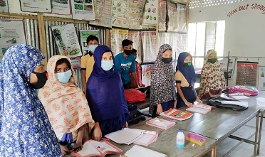 মোড়েলগঞ্জে ৫ মাস ধরে বন্ধ স্কুল ফিডিং, ঝড়ছে শিক্ষার্থী