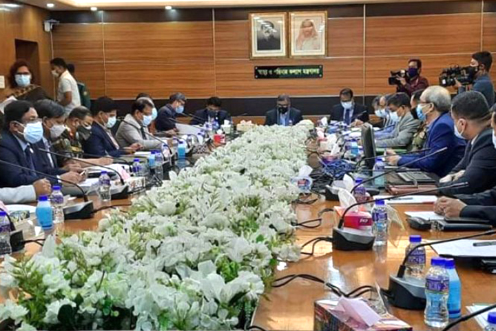 করোনার নতুন ধরন ‘ওমিক্রন’ রোধে বৈঠকে ১৮ মন্ত্রণালয়