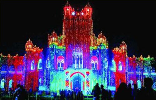 শতবর্ষের উৎসবে বর্ণিল সাজে ঢাকা বিশ্ববিদ্যালয়