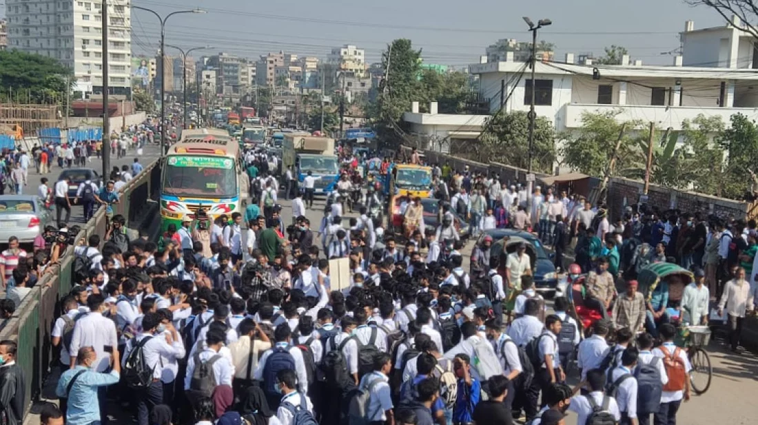 শিক্ষার্থীদের নতুন ১১ দাবি, কালকের কর্মসূচি সীমিত