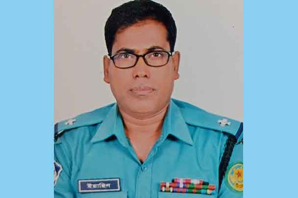 ইয়াছিন আলীর কবিতা ‘ভেলকিবাজি’