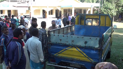 দিনাজপুরের নবাবগঞ্জে পায়ের রগ কেটে যুবককে হত্যা