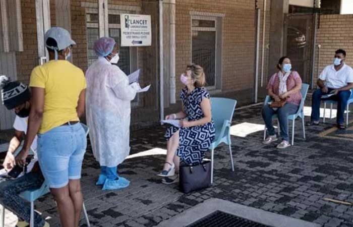 দ. আফ্রিকায় ওমিক্রন দ্রুত বাড়ছে, একদিনের ব্যবধানে দ্বিগুণ আক্রান্ত