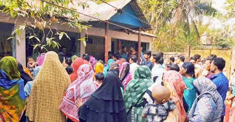 ফরিদপুরে কিশোরীর ঝুলন্ত লাশ উদ্ধার