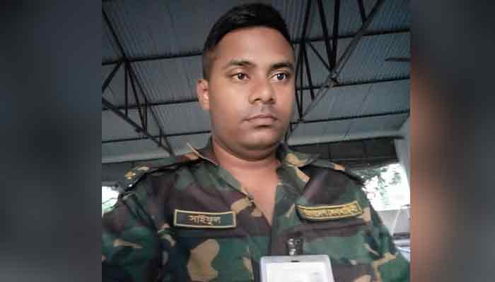 সেনাসদস্য সাইফুল হত্যায় ৮ জনের মৃত্যুদণ্ড