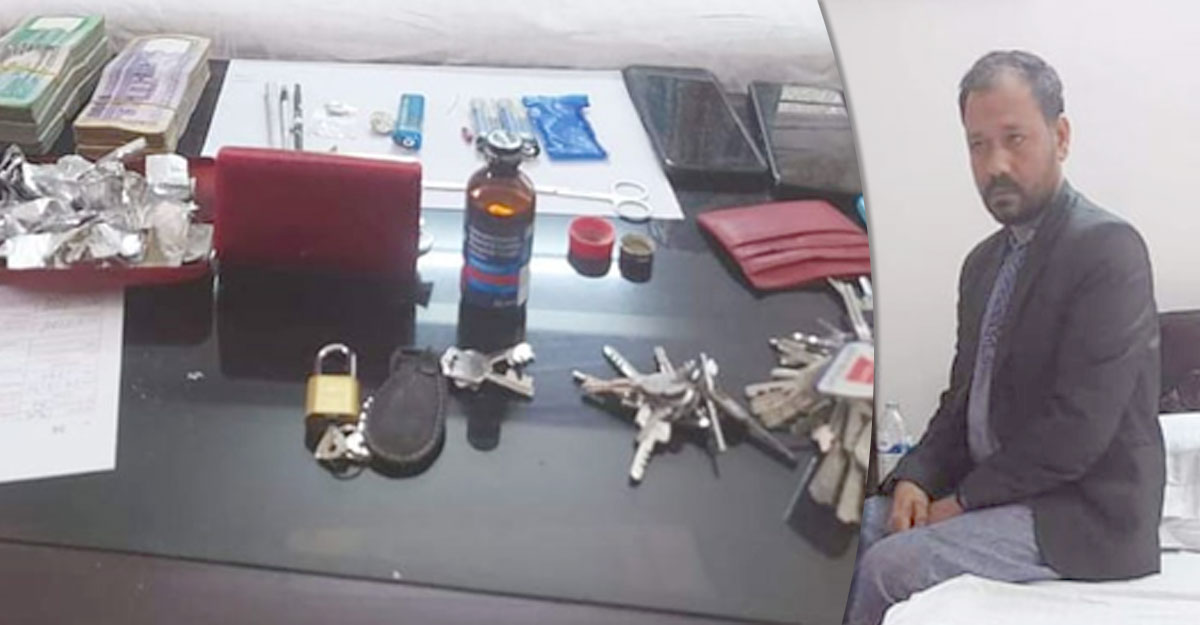 শিক্ষা কর্মকর্তাকে থাপ্পড় দেয়া পৌর মেয়র শাহানশাহ আটক