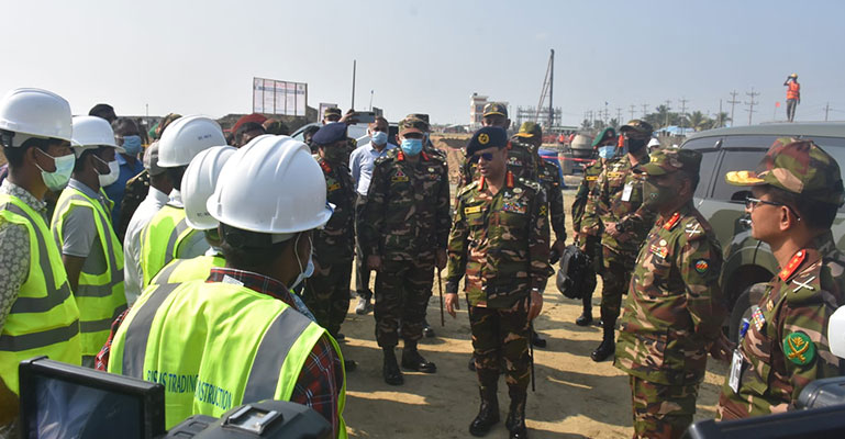 সেনাবাহিনী প্রধানের কক্সবাজার খুরুশকুল বিশেষ আশ্রয়ন প্রকল্প পরিদর্শন