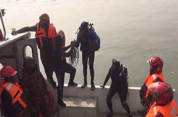 সুগন্ধায় নিখোঁজদের সন্ধানে আজও অভিযান চলছে