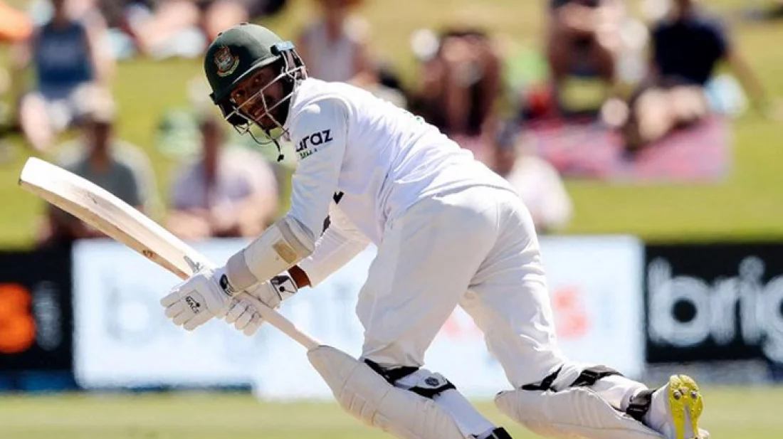 জোড়া ফিফটিতে বড় সংগ্রহের পথে বাংলাদেশ