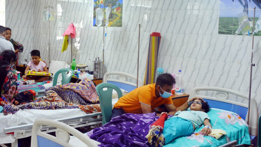 ডেঙ্গু আক্রান্তে হাসপাতালে ভর্তি আরও ১১