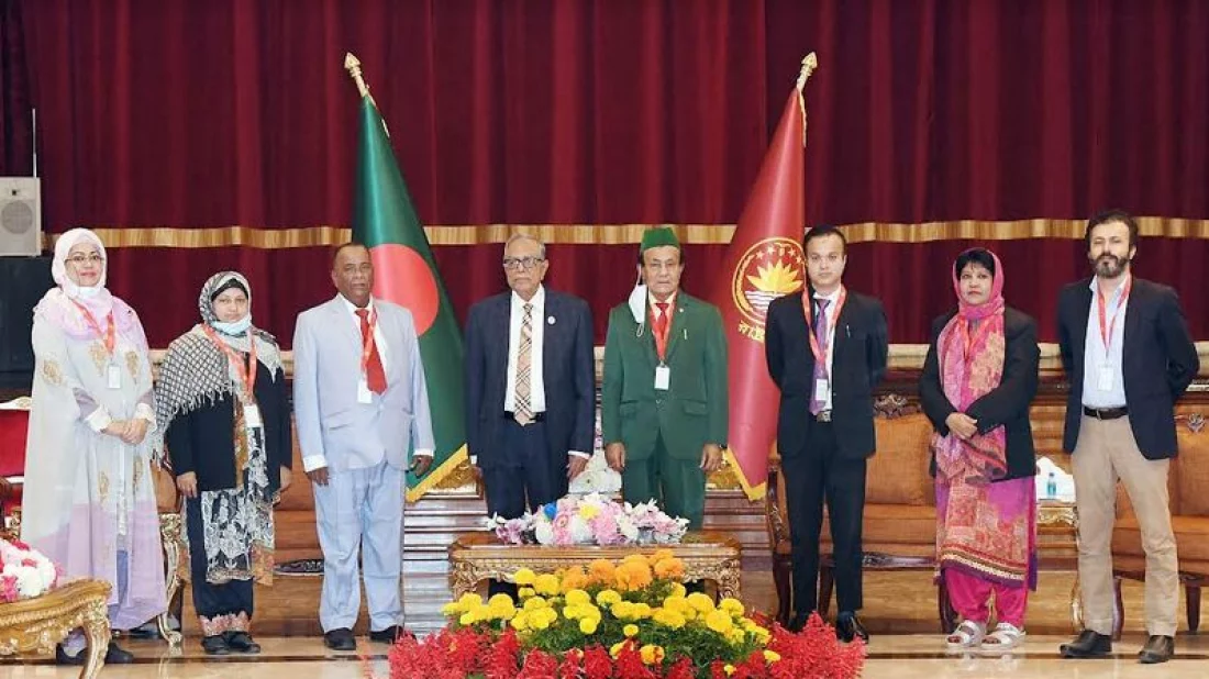 রাষ্ট্রপতির সঙ্গে বৈঠকে গণফ্রন্টের ১৪ দফা প্রস্তাব