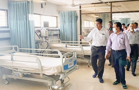 ফরিদপুরে মুক্তিযোদ্ধাদের বিনামূল্যে চিকিৎসা শুরু