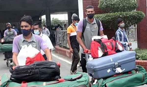 কিউই সফর শেষে ঢাকায় ফিরেছে মুমিনুলরা