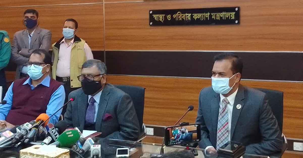 ৫০ বছর হলেই বুস্টার ডোজ : স্বাস্থ্যমন্ত্রী