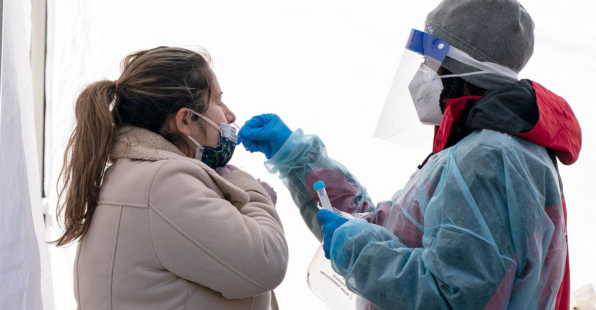 একদিনে করোনায় আক্রান্ত ৩০ লাখ