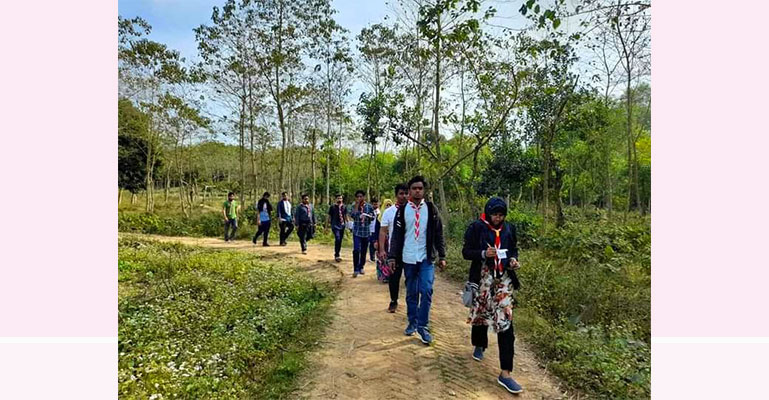 কুবি রোভার স্কাউটের উদ্যোগে হইকিং