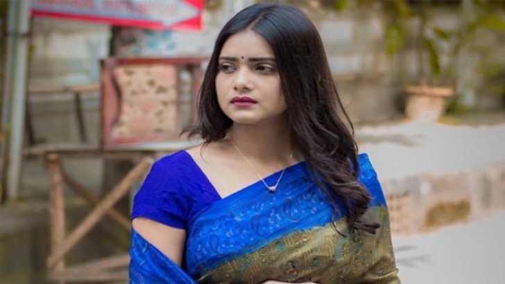 বাবা হারালেন তানজিন তিশা