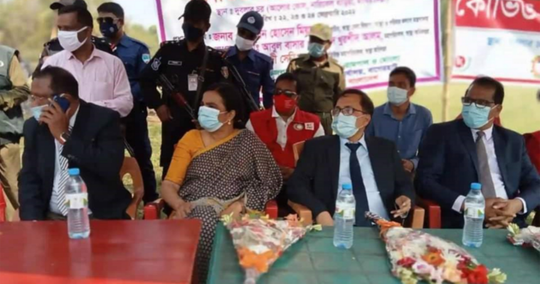 চরের জেলেদের টিকা কর্মসূচি উদ্ধোধন করলেন স্বাস্থ্য অধিদপ্তরের ডিজি
