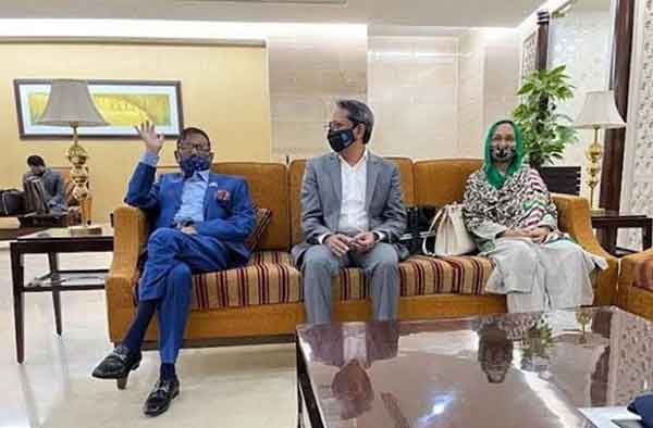 দিল্লিতে স্বাস্থ্য পরীক্ষা শেষে দেশে ফিরেছেন ওবায়দুল কাদের